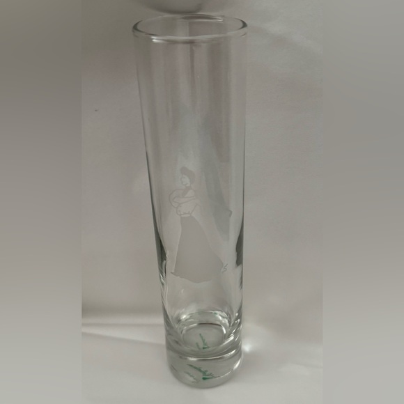 Glass Vase with Etched Lady Golfer - Picture 1 of 3